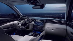 2022 Hyundai Tucson Driver's Entertainment Setup